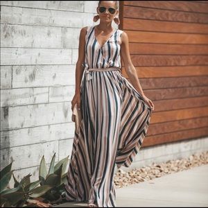 NWT VICI Maxi Dress